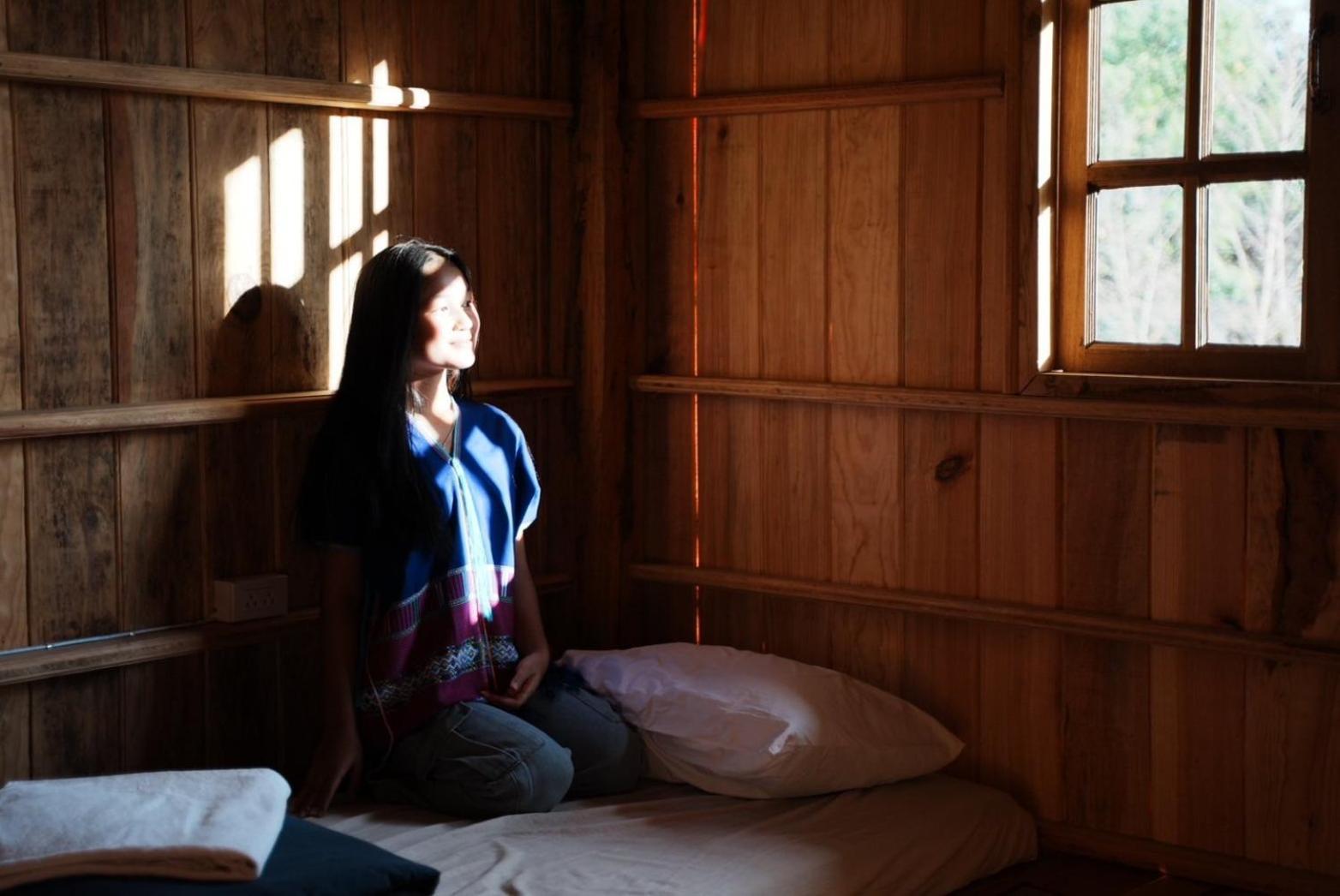 Por Joi ,Por Dee House Hostel Chiang Mai Bagian luar foto