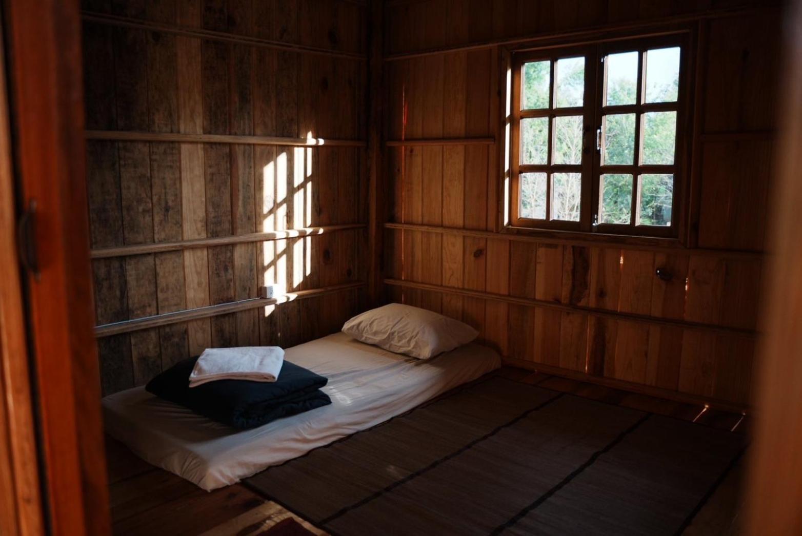 Por Joi ,Por Dee House Hostel Chiang Mai Bagian luar foto